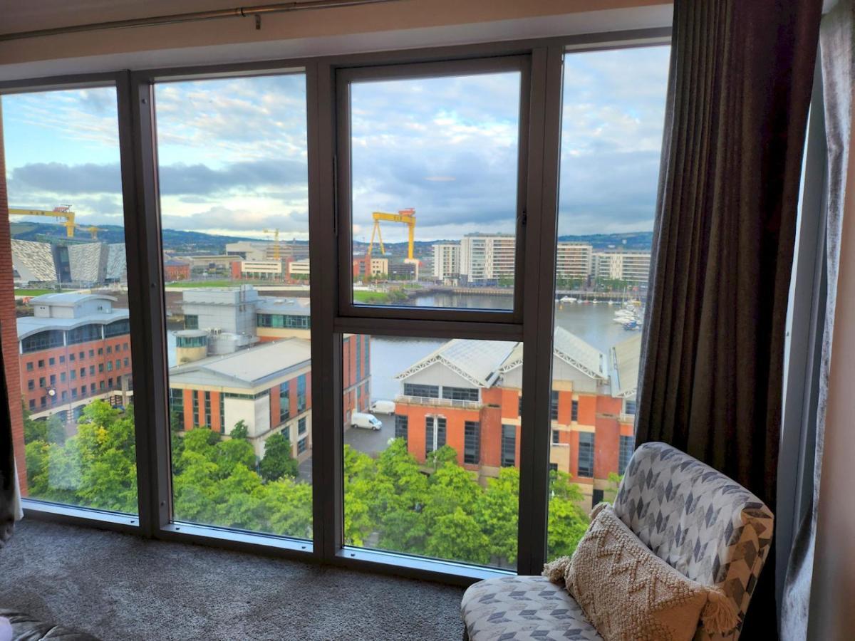 Апартаменти Pass The Keys Stunning Penthouse With Balcony Sunset Views Белфаст Екстер'єр фото